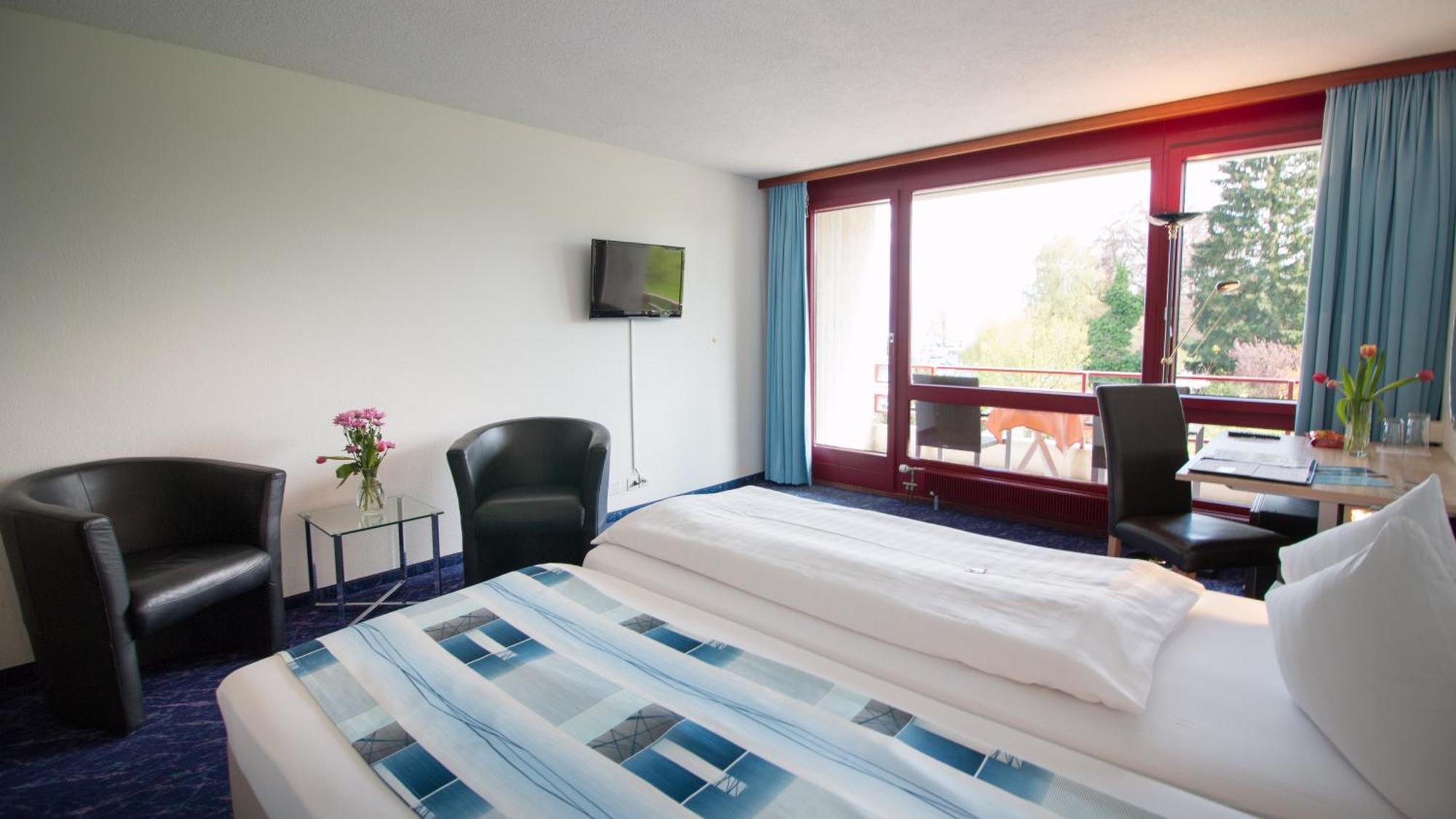 Park - Hotel Inseli Romanshorn Exterior foto
